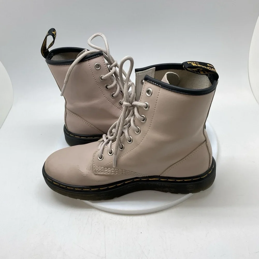Doc Martens Zavala Combat Boots Womens 7 Lace up Ankle Pink Leather Shoes